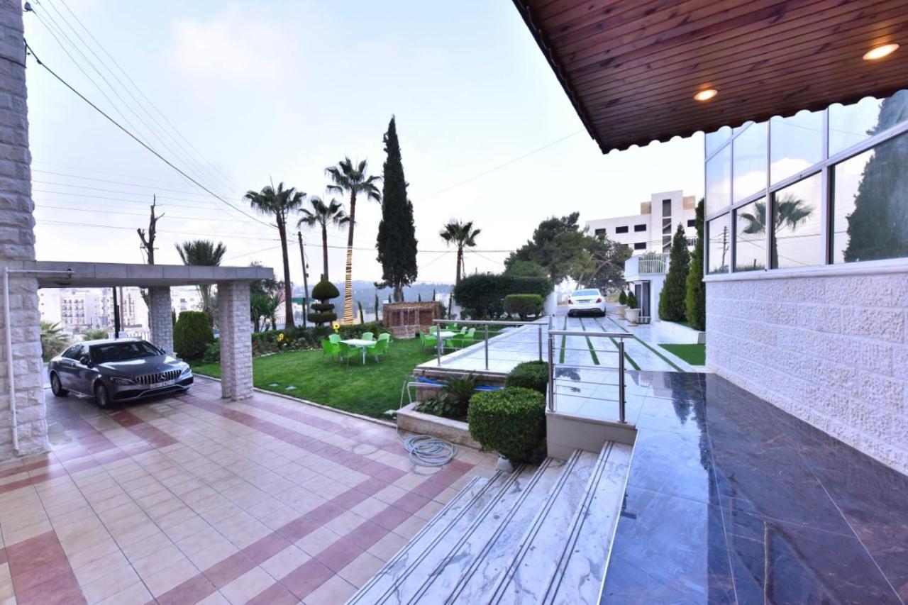 Al Farooq Hotel Apartments Amman Esterno foto