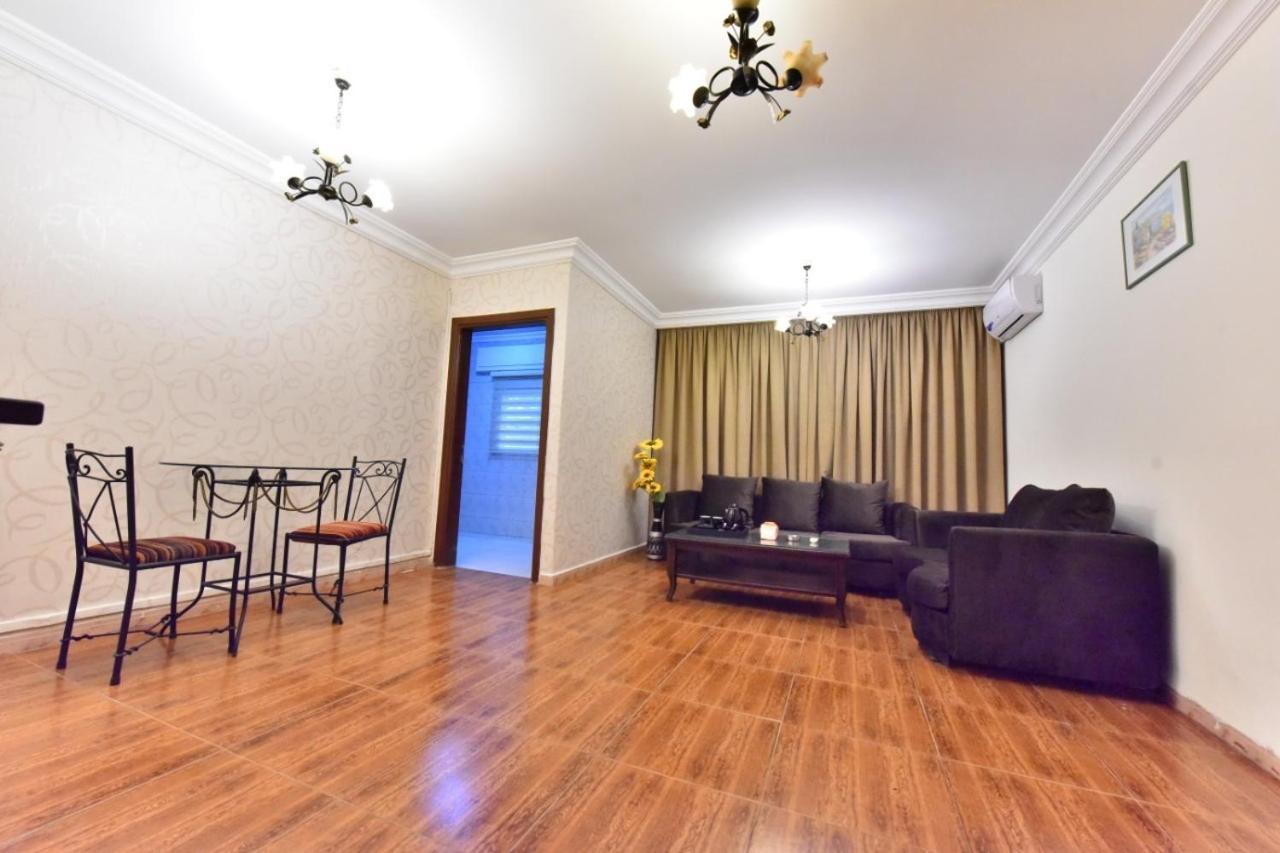 Al Farooq Hotel Apartments Amman Esterno foto