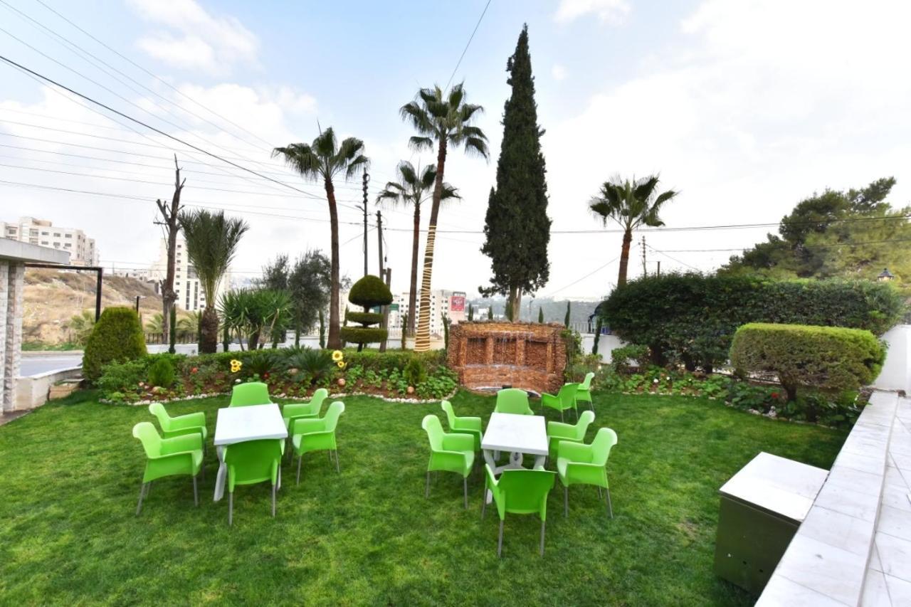 Al Farooq Hotel Apartments Amman Esterno foto