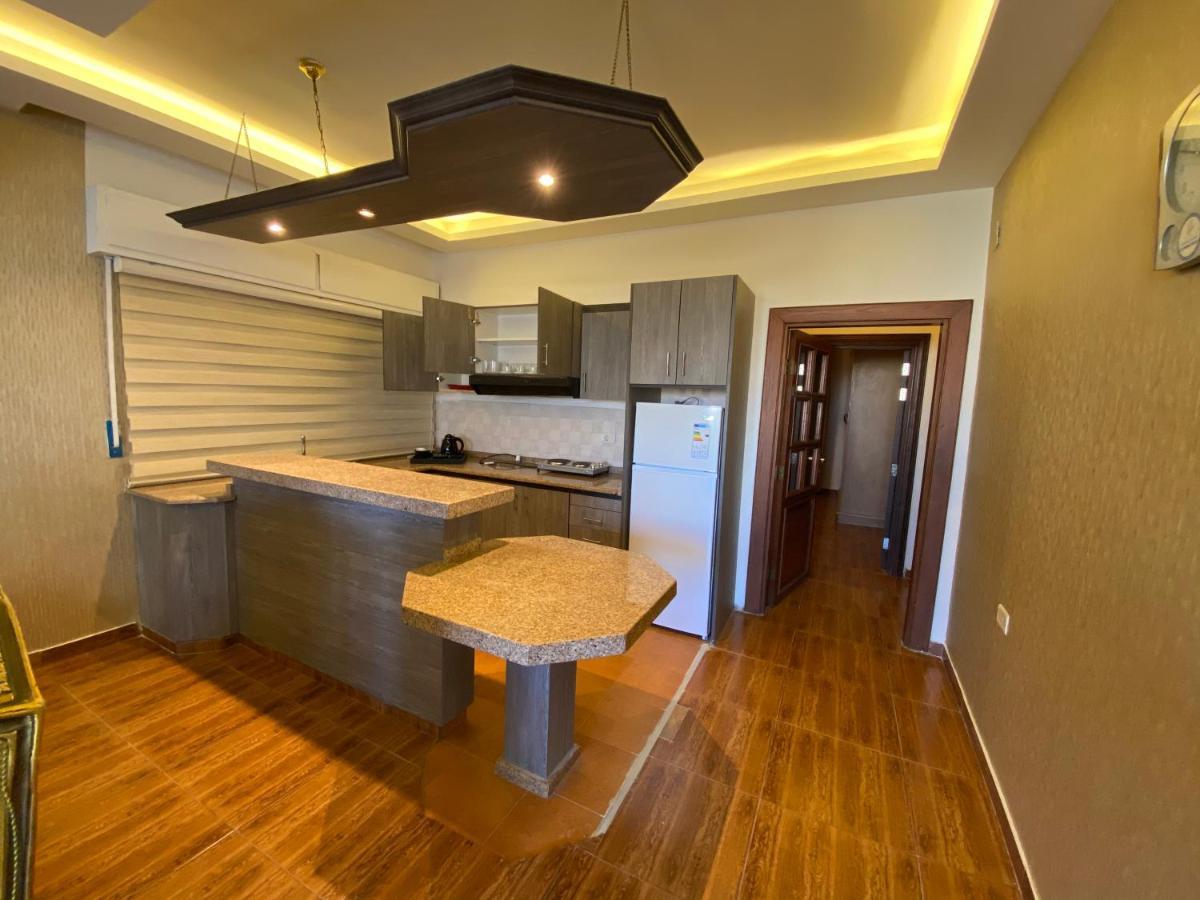 Al Farooq Hotel Apartments Amman Esterno foto