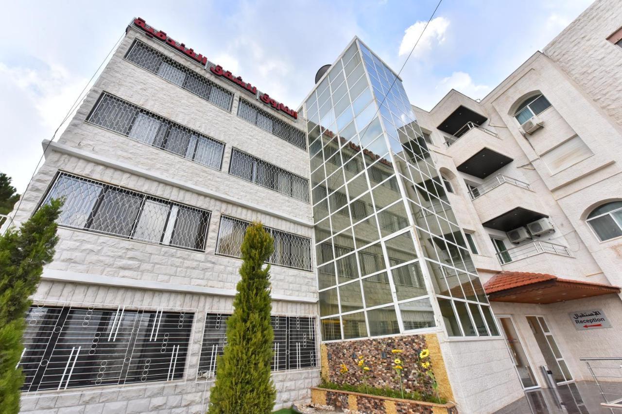 Al Farooq Hotel Apartments Amman Esterno foto